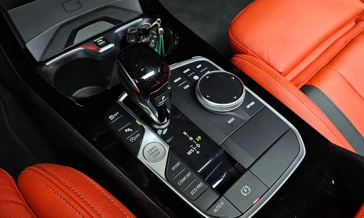 BMW 1-Series 2023 из KR, фото 5