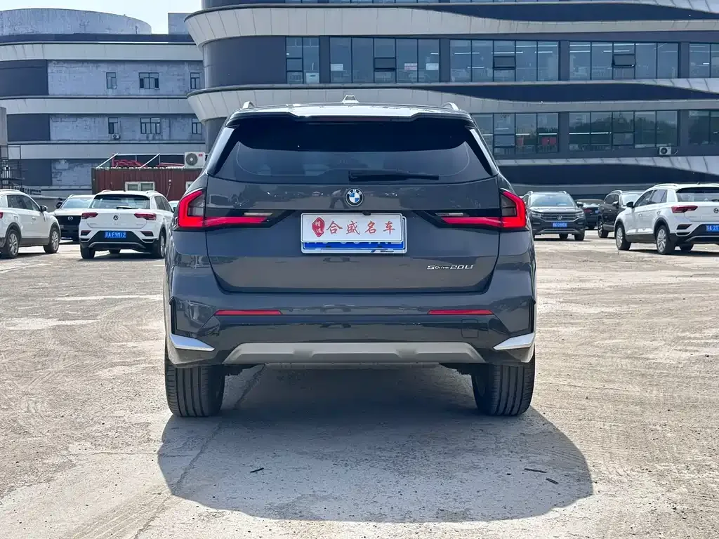 BMW X1 — фото 2