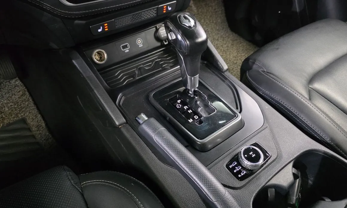 KG Mobility (Ssangyong) Rexton — фото 4