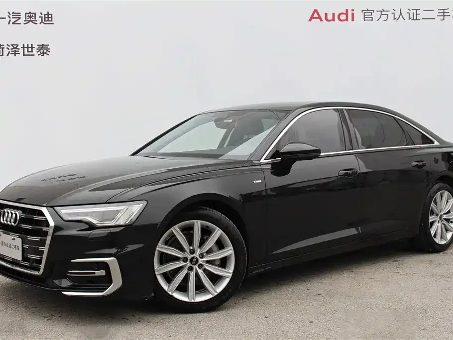 Audi A6L — фото 1
