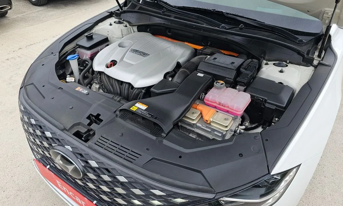 Hyundai Grandeur 2021 из KR, фото 8