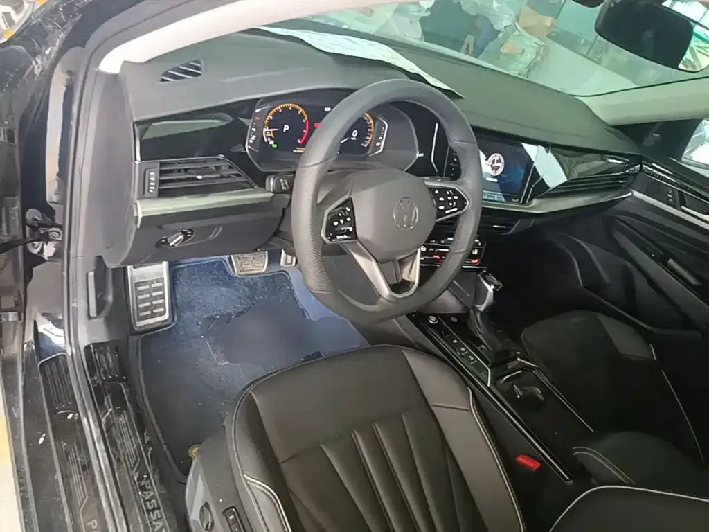 Volkswagen Passat — фото 5