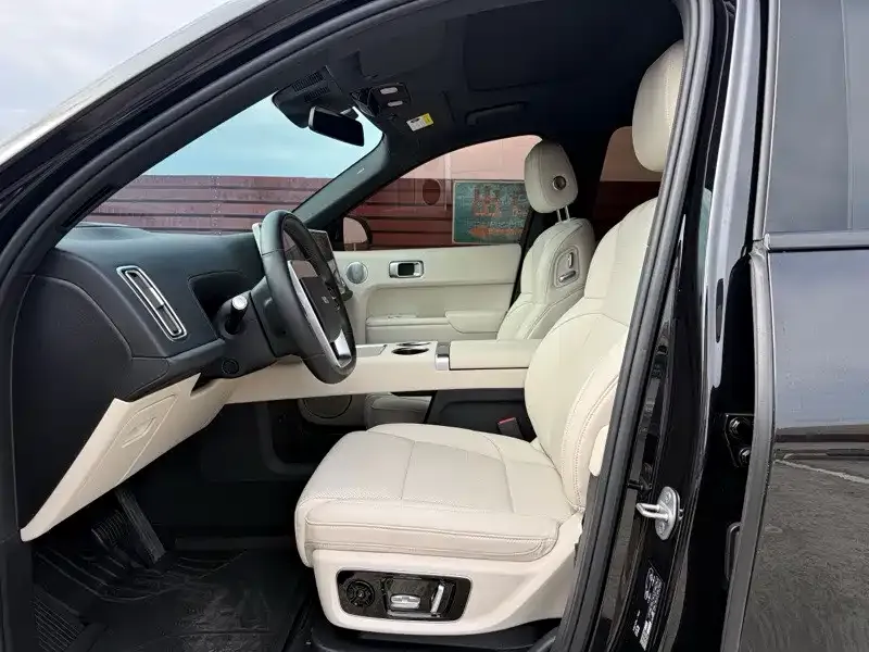 Li Auto L8 2023 из CN, фото 5