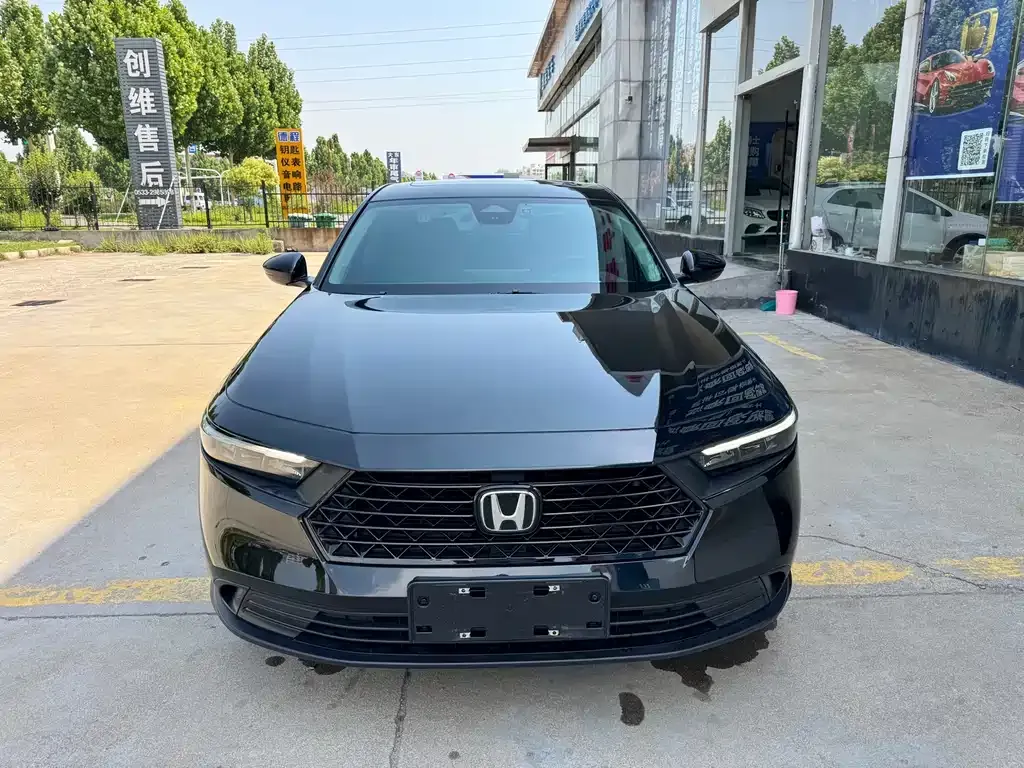 Honda Accord — фото 9