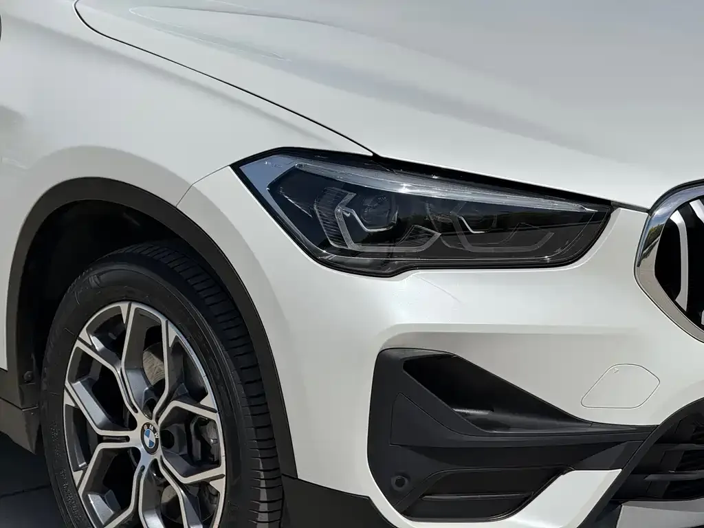 BMW X1 — фото 3