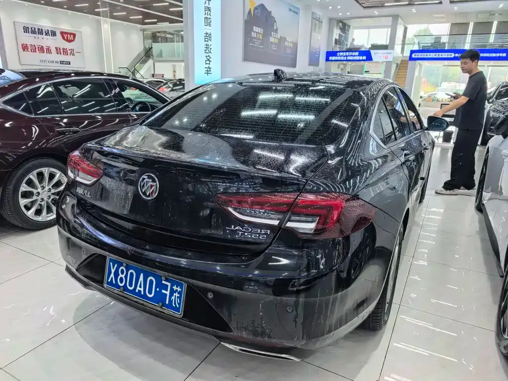 Buick Regal — фото 6