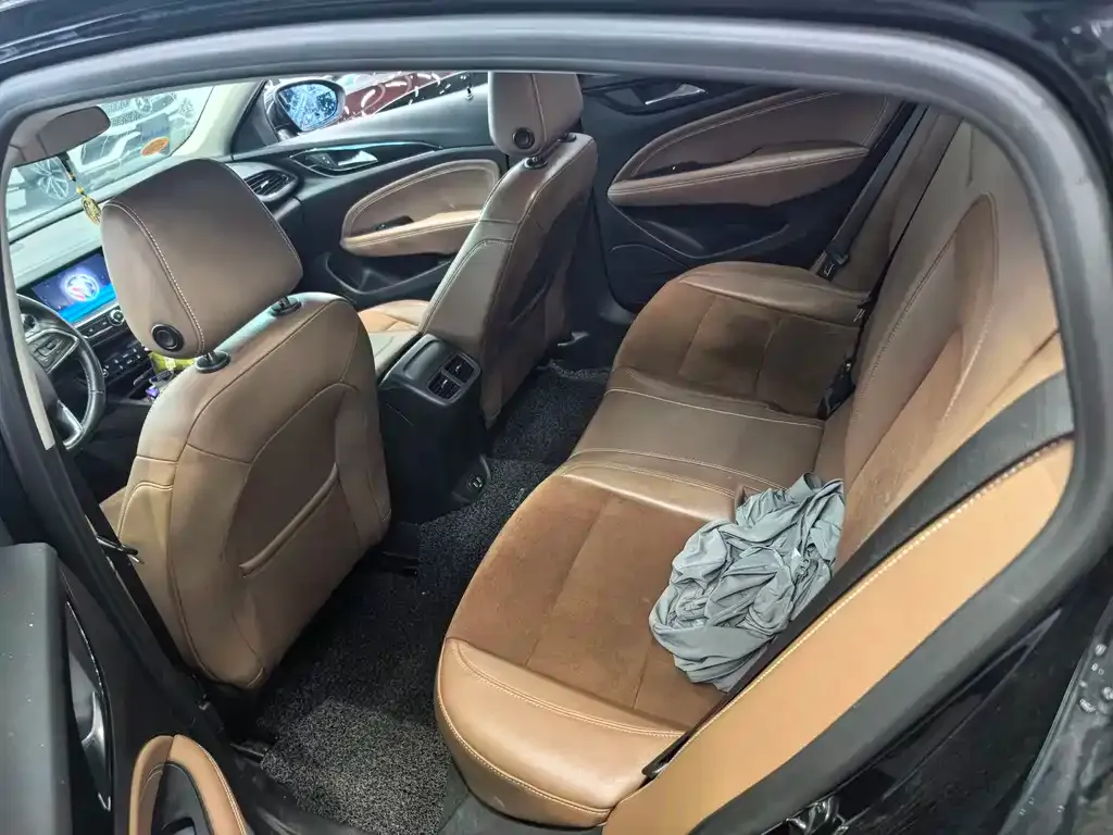 Buick Regal — фото 5