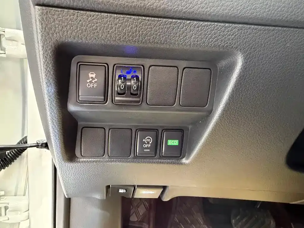 Nissan X-Trail — фото 10