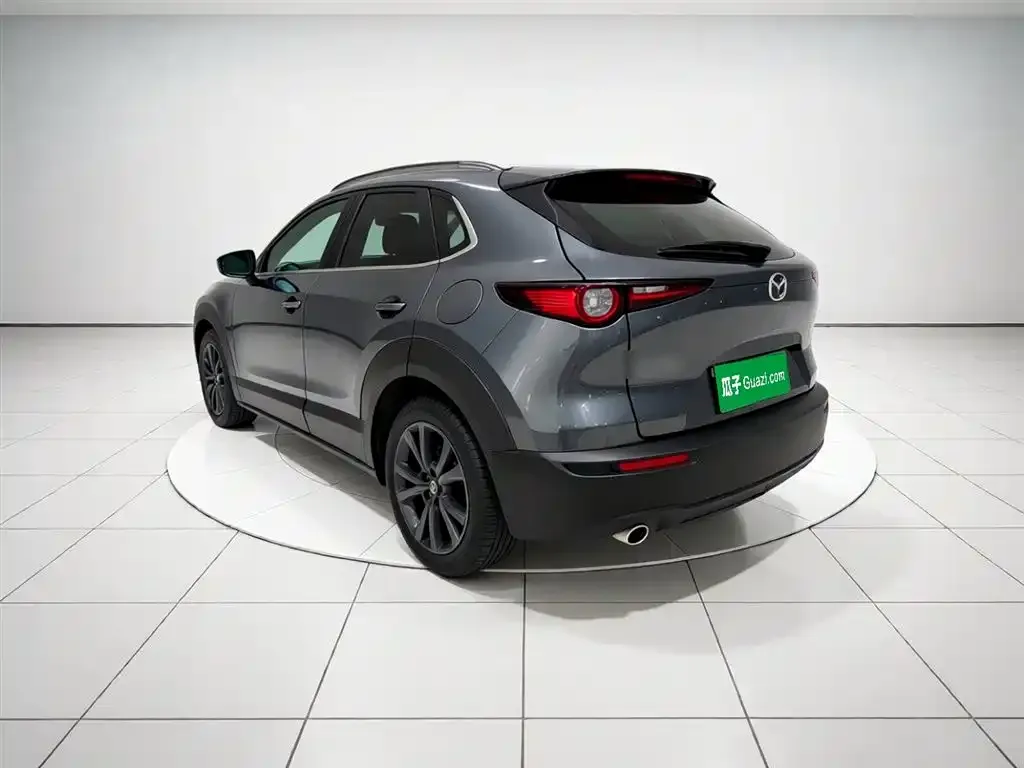 Mazda CX-30 — фото 8