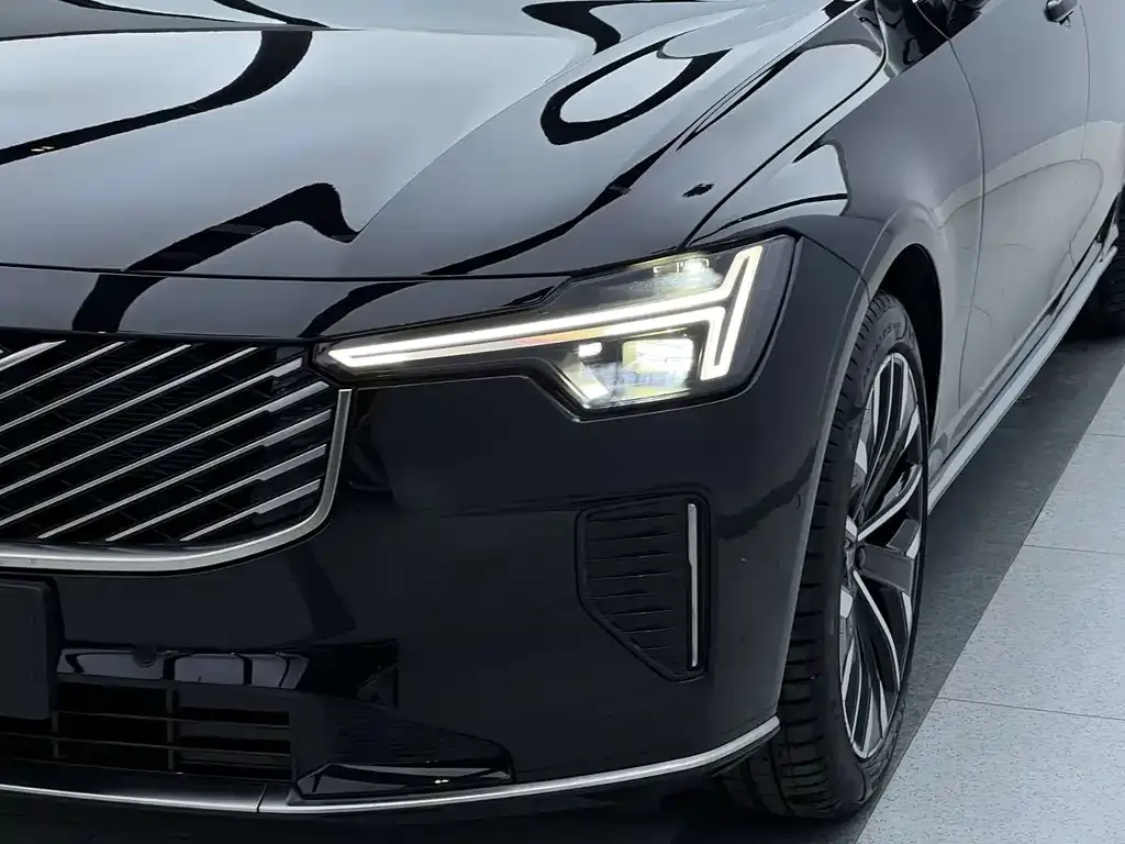 Volvo S90 — фото 4