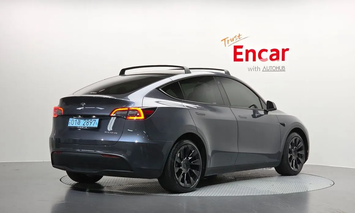 Tesla Model Y 2021 из KR, фото 5