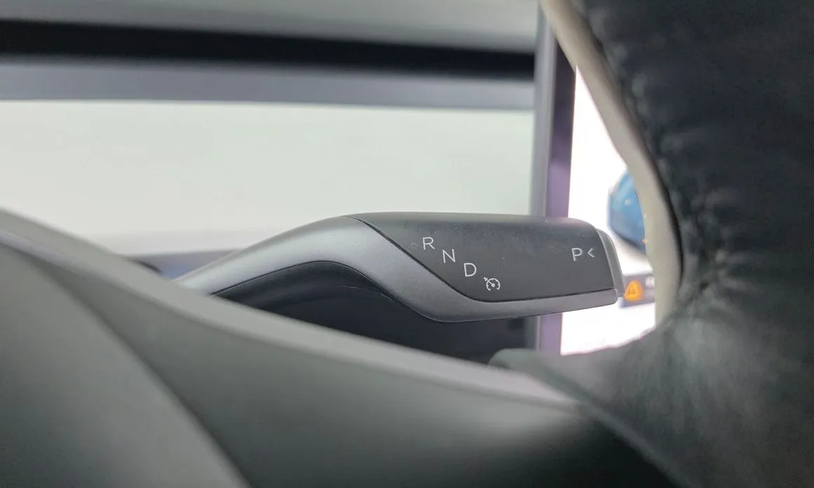 Tesla Model Y 2021 из KR, фото 3