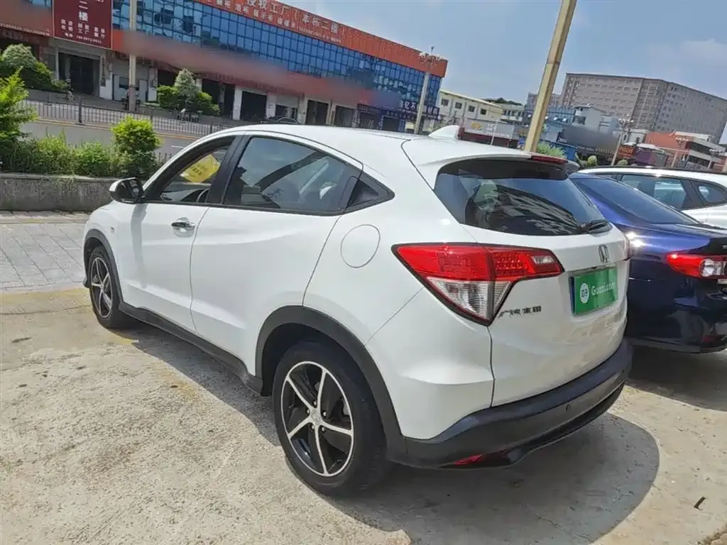Honda Vezel 2021 из CN, фото 8