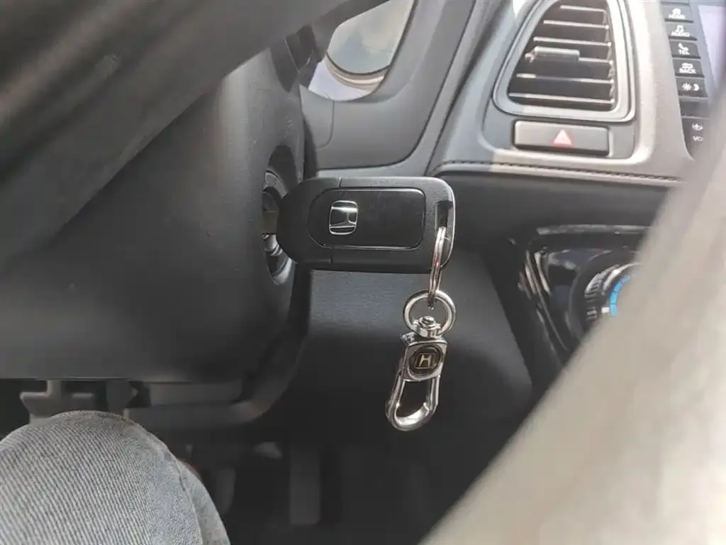 Honda Vezel 2021 из CN, фото 2