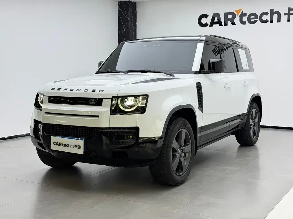 Land Rover Defender — фото 1
