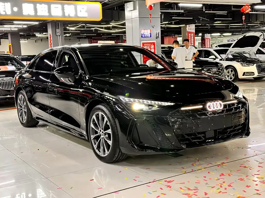 Audi A6L — фото 8