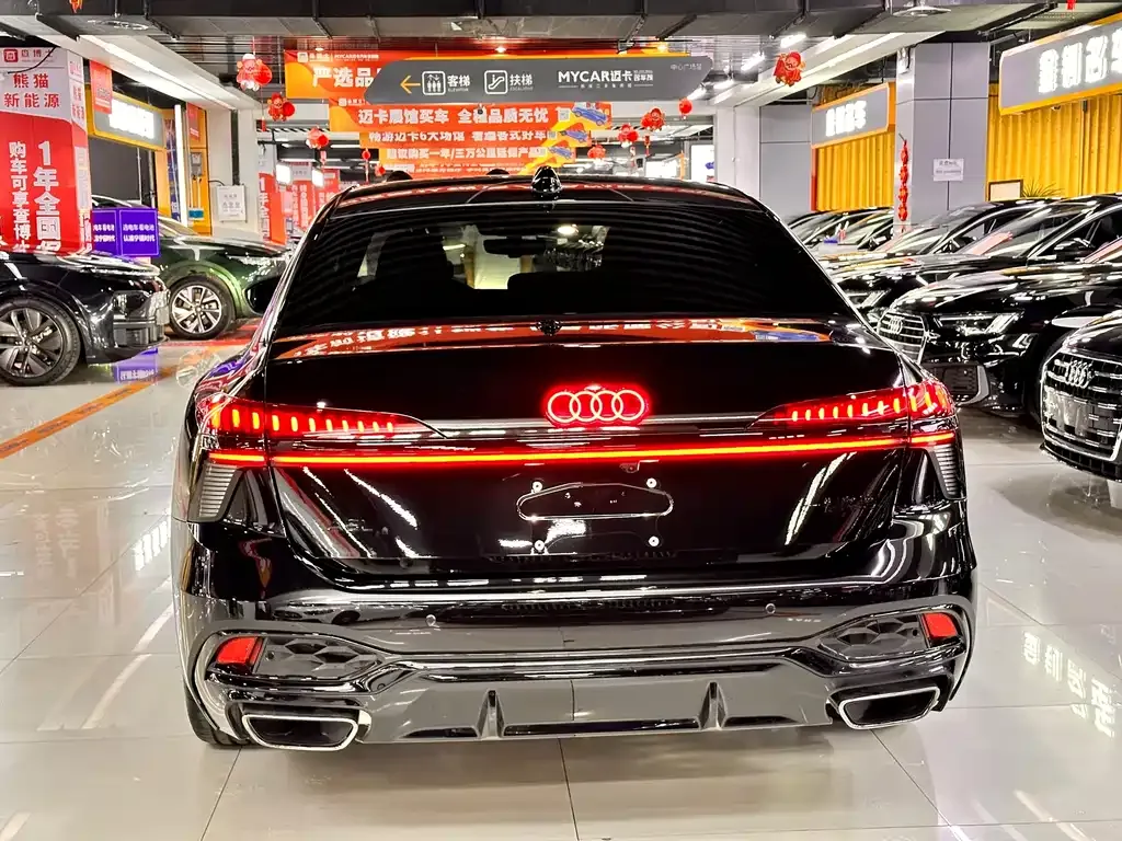 Audi A6L — фото 7
