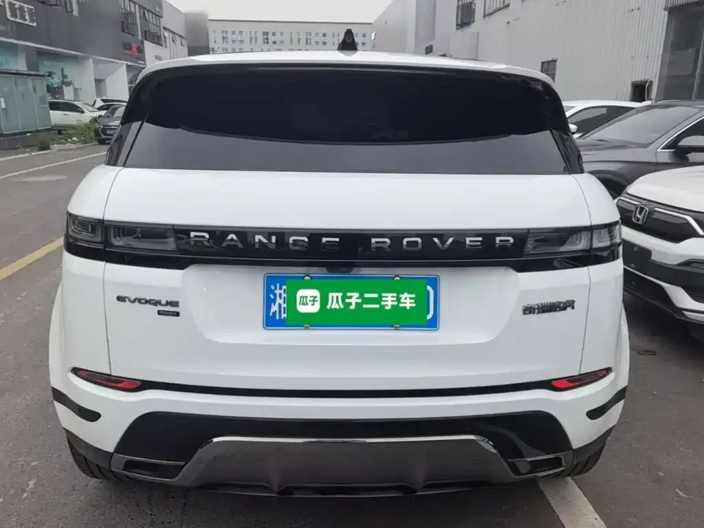 Land Rover Evoque — фото 10