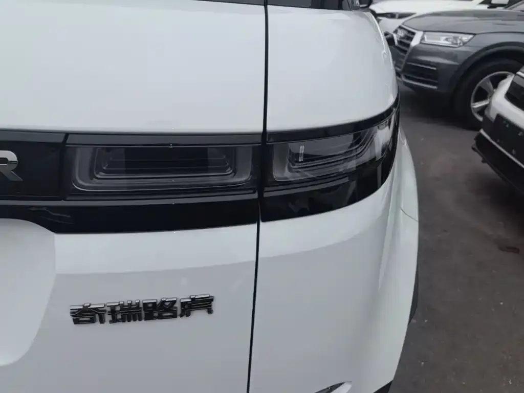 Land Rover Evoque — фото 2