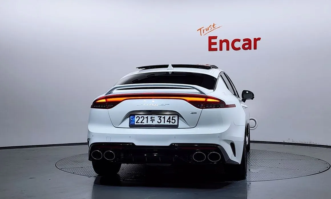 Kia Stinger 2023 из KR, фото 3