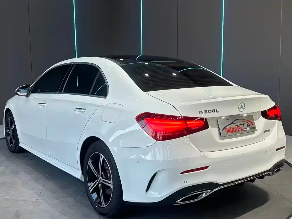 Mercedes-Benz A-Class — фото 8