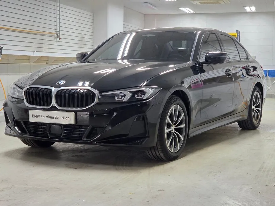 BMW 3-Series 2023 из KR, фото 1
