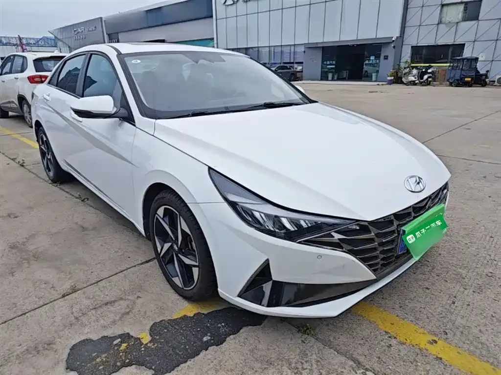 Hyundai Elantra 2023 из CN, фото 5