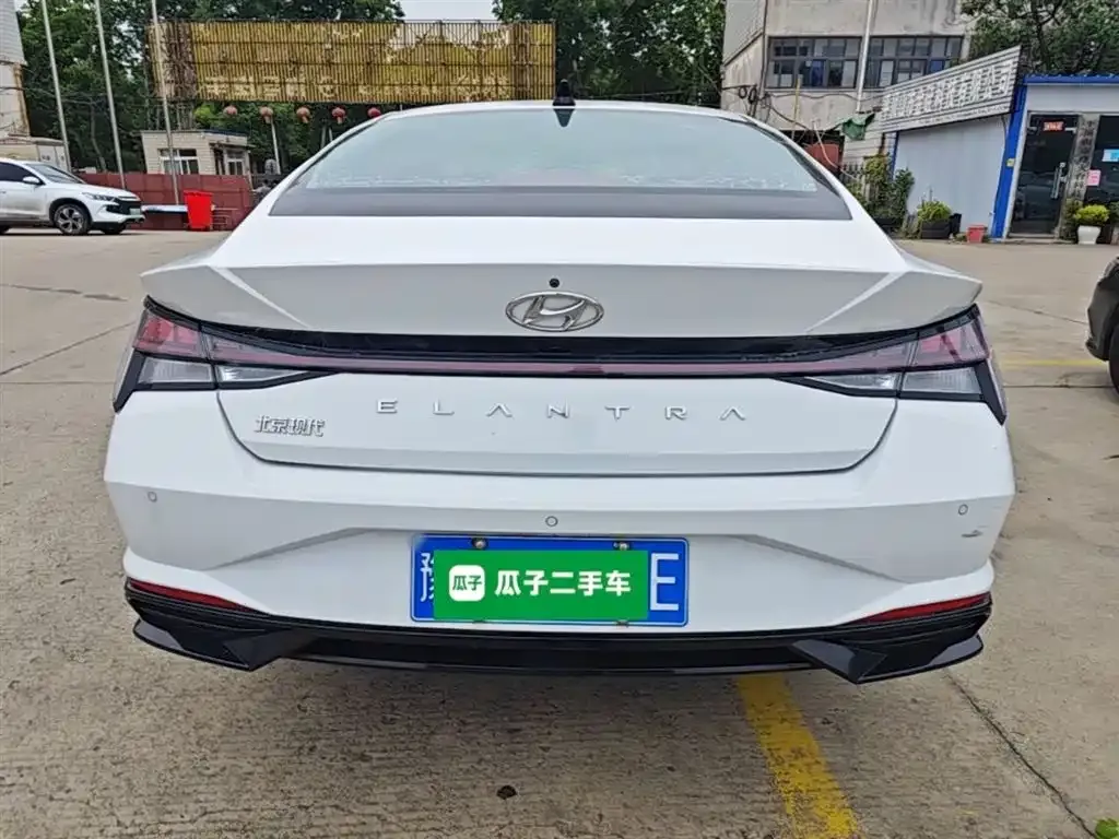 Hyundai Elantra 2023 из CN, фото 10