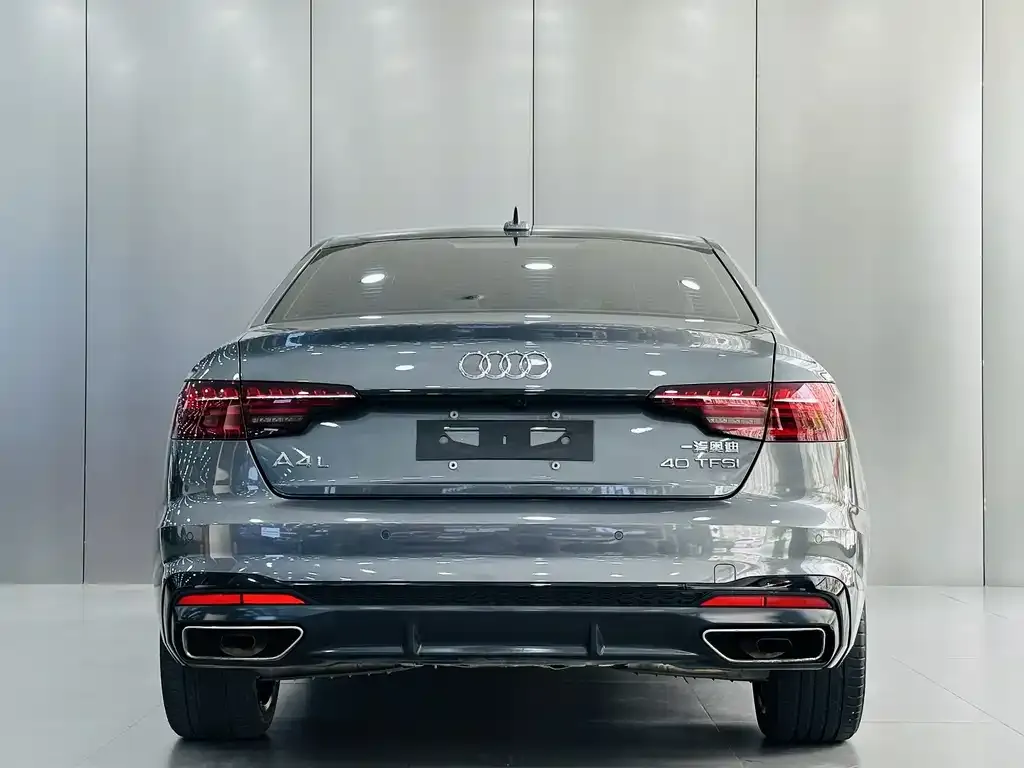 Audi A4L — фото 2