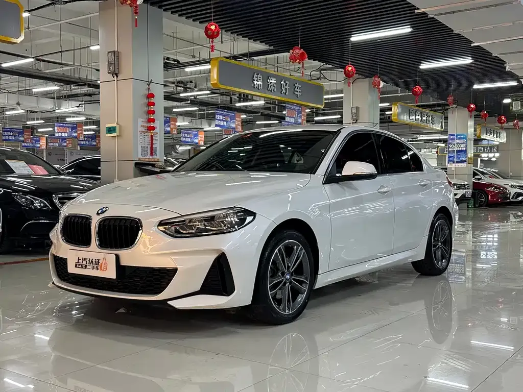 BMW 1 Series — фото 1