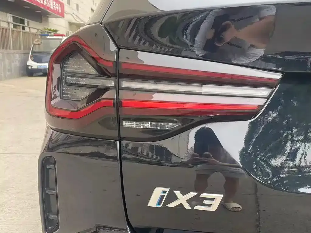 BMW iX3 2024 из CN, фото 6