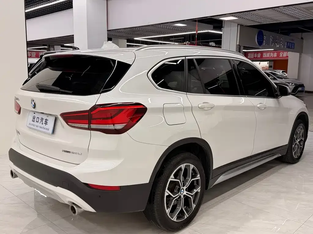 BMW X1 — фото 4