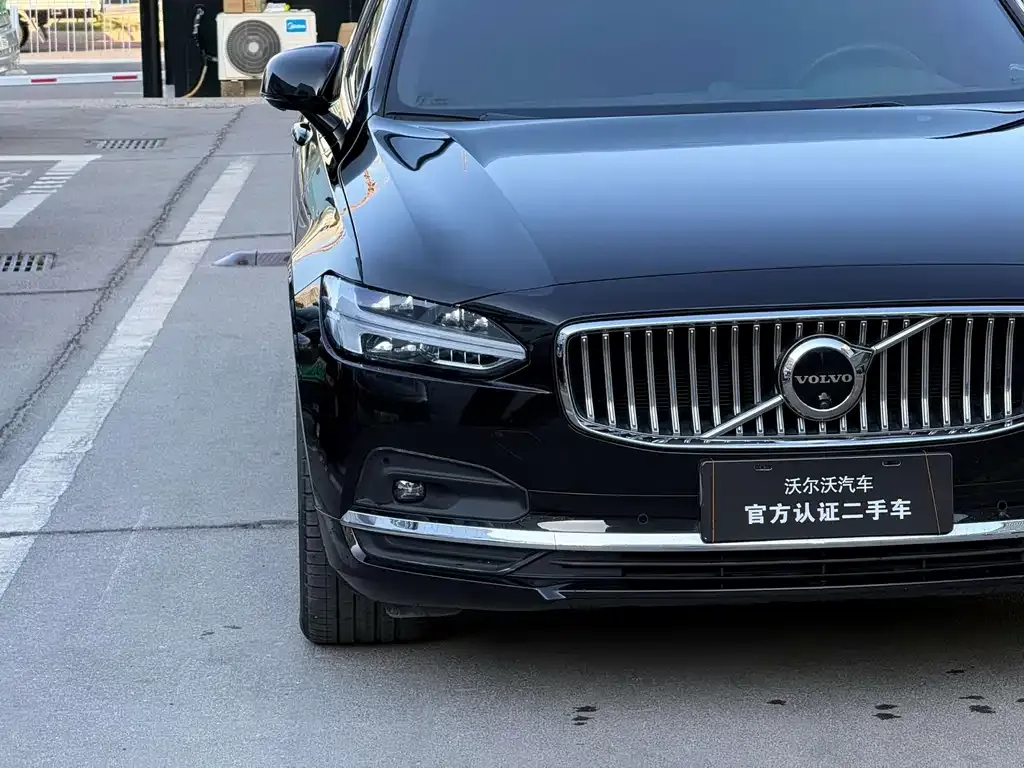 Volvo S90 — фото 6