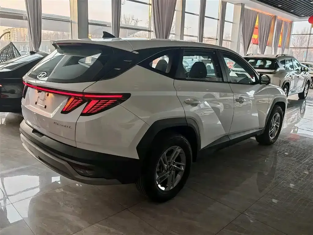 Hyundai Tucson — фото 6