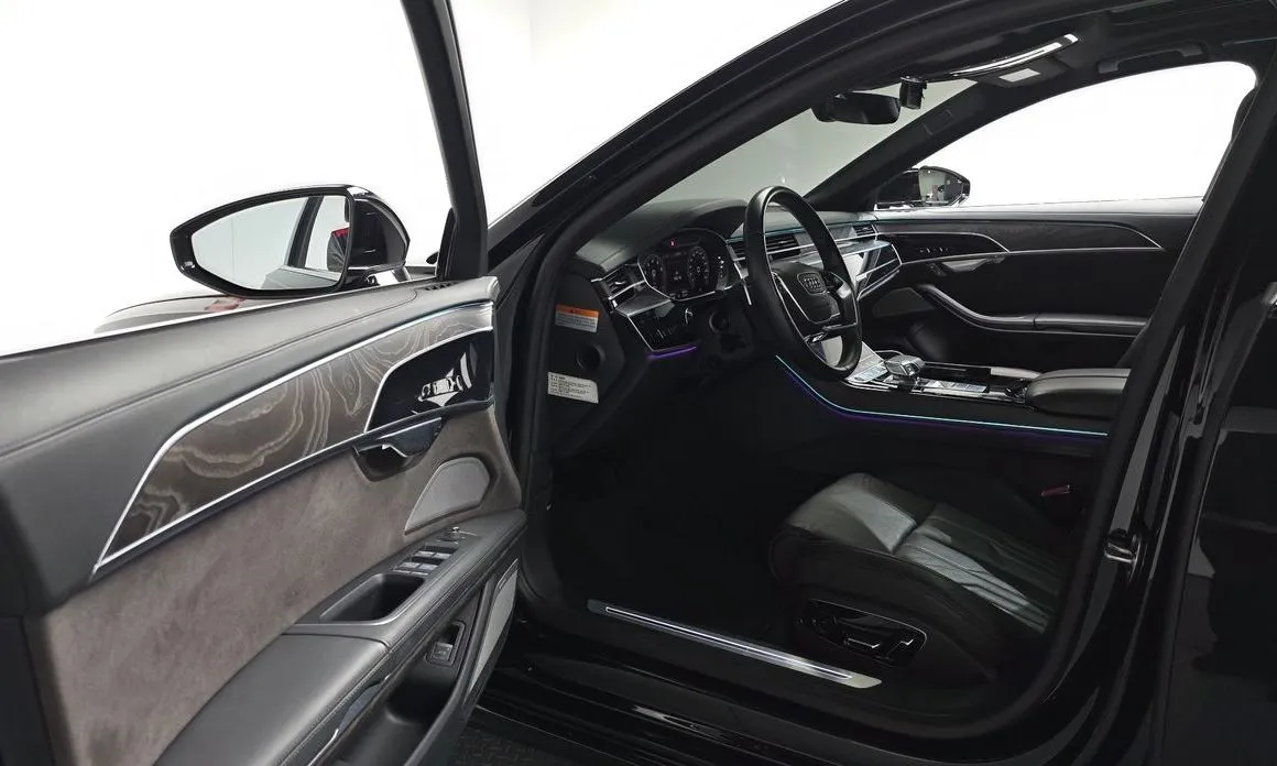 Audi A8 2023 из KR, фото 2