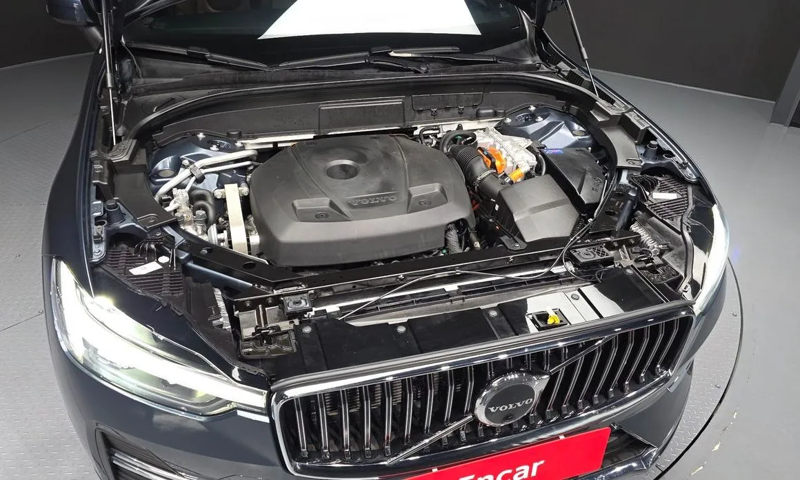 Volvo XC60 2022 из KR, фото 10
