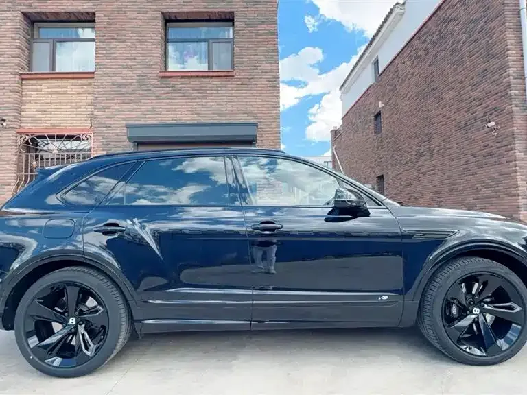 Bentley Bentayga 2021 из CN, фото 5