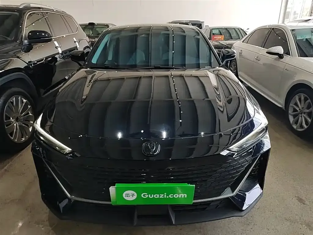 Changan UNI-V iDD 2023 из CN, фото 3