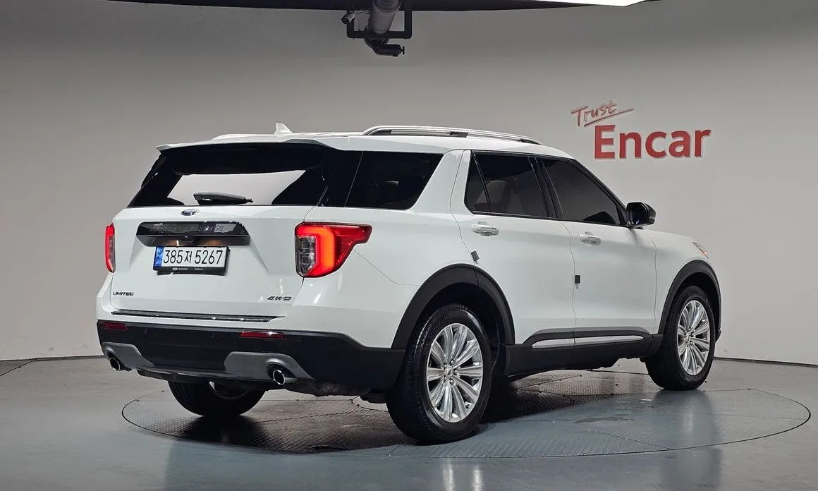 Ford Explorer 2023 из KR, фото 3