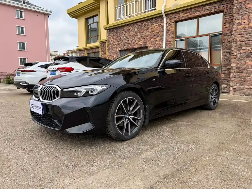 BMW 3 Series — фото 1