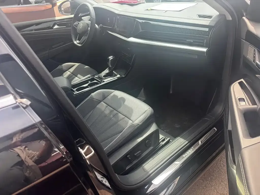 Volkswagen Passat — фото 7