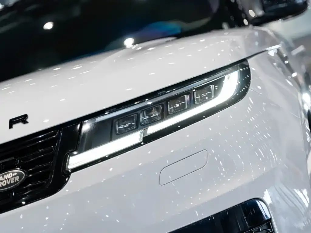 Land Rover Sport 2023 из CN, фото 2