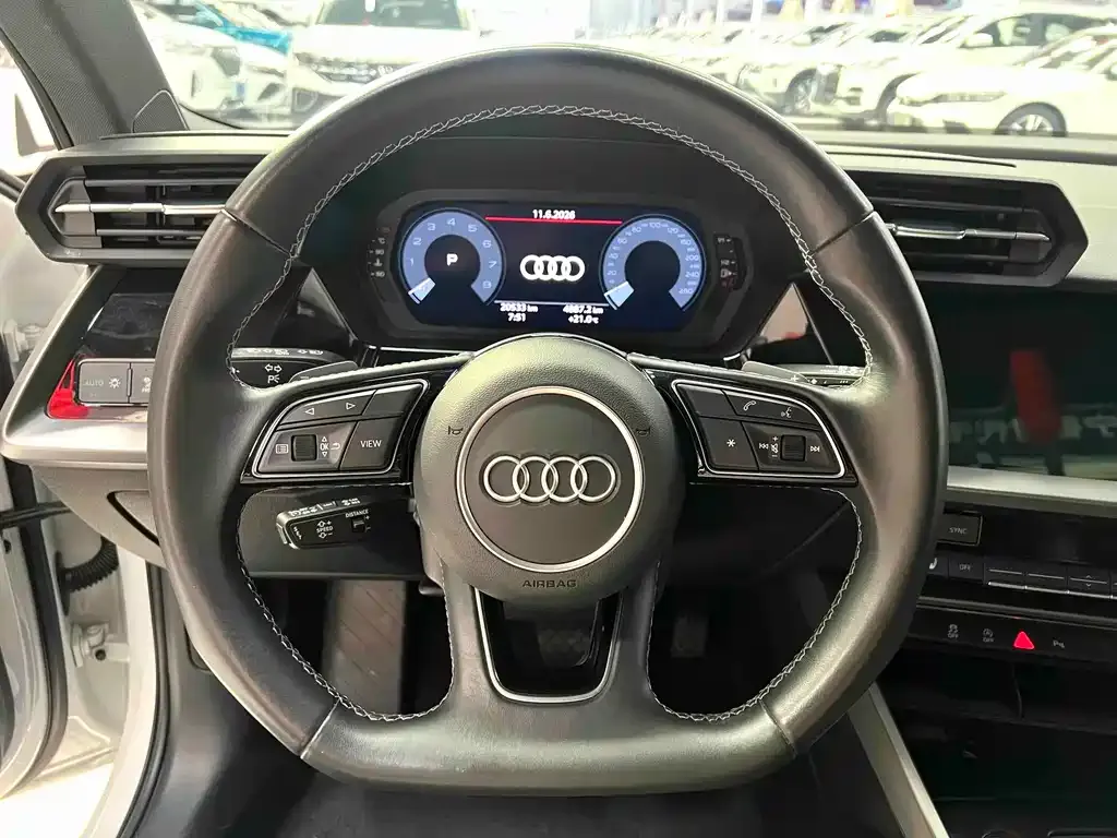 Audi A3 — фото 10