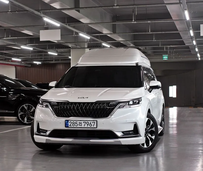 Kia Carnival — фото 1