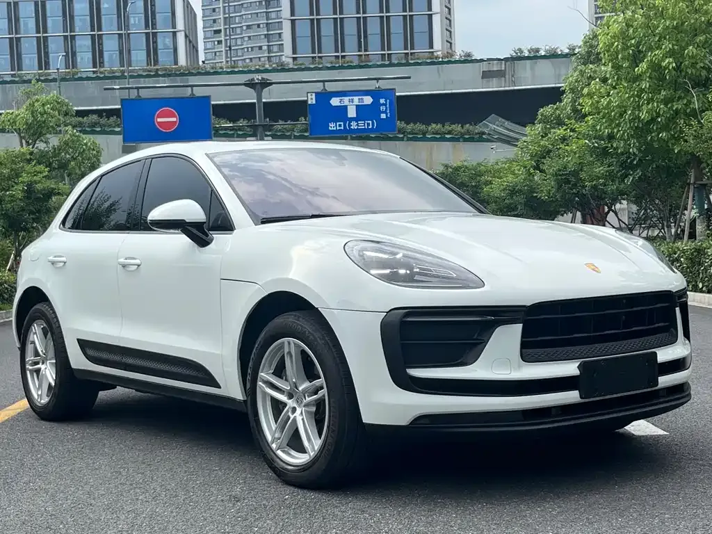 Porsche Macan — фото 10