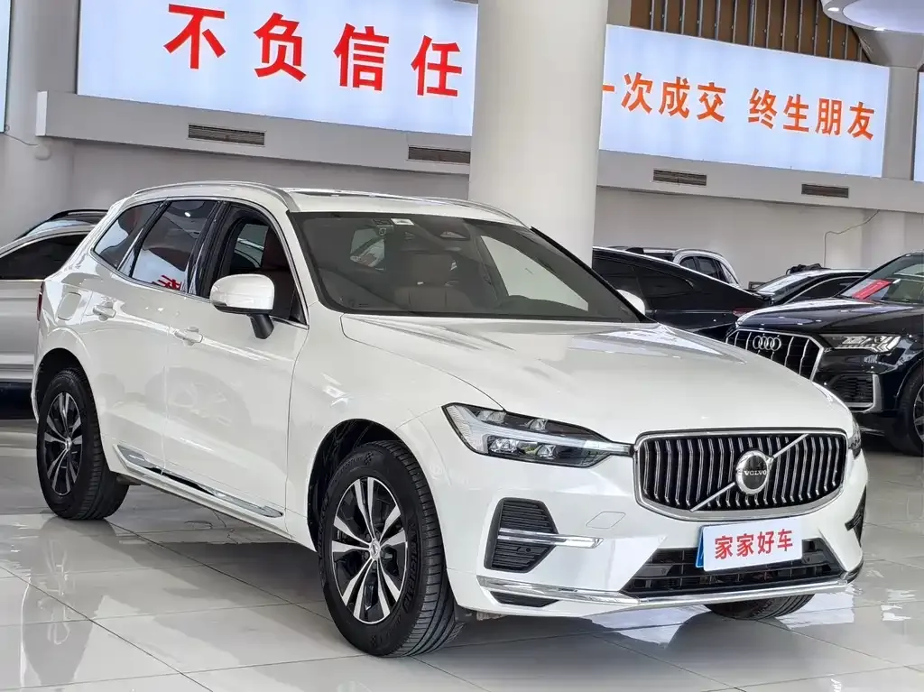 Volvo XC60 — фото 2