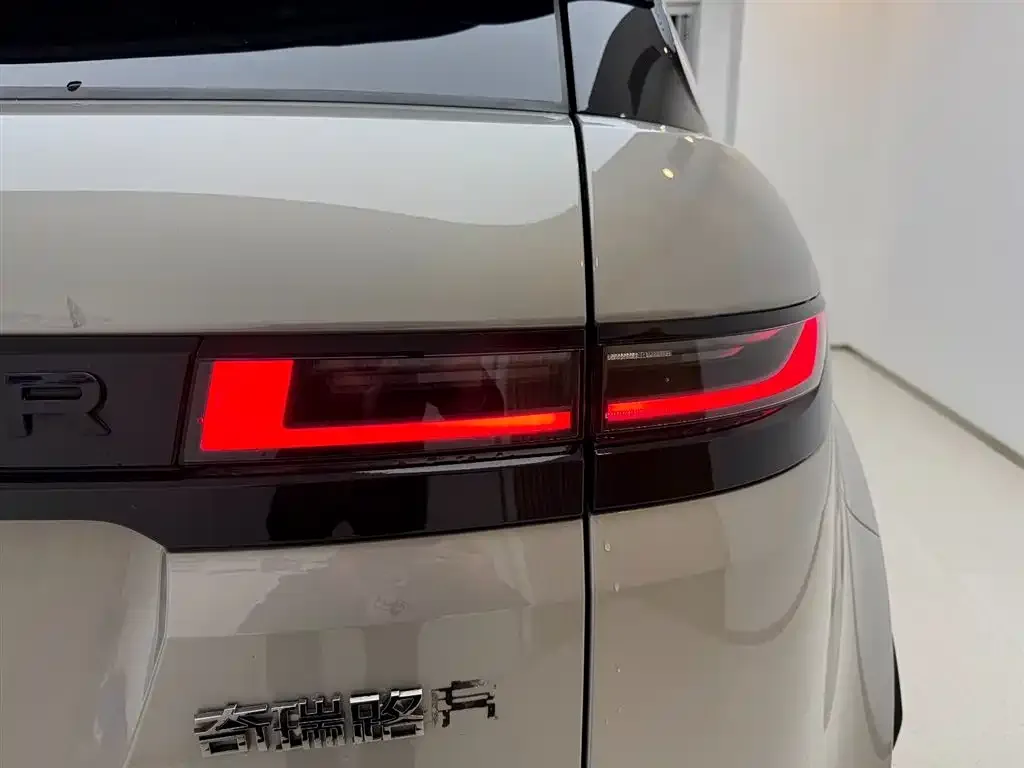 Land Rover Evoque — фото 2