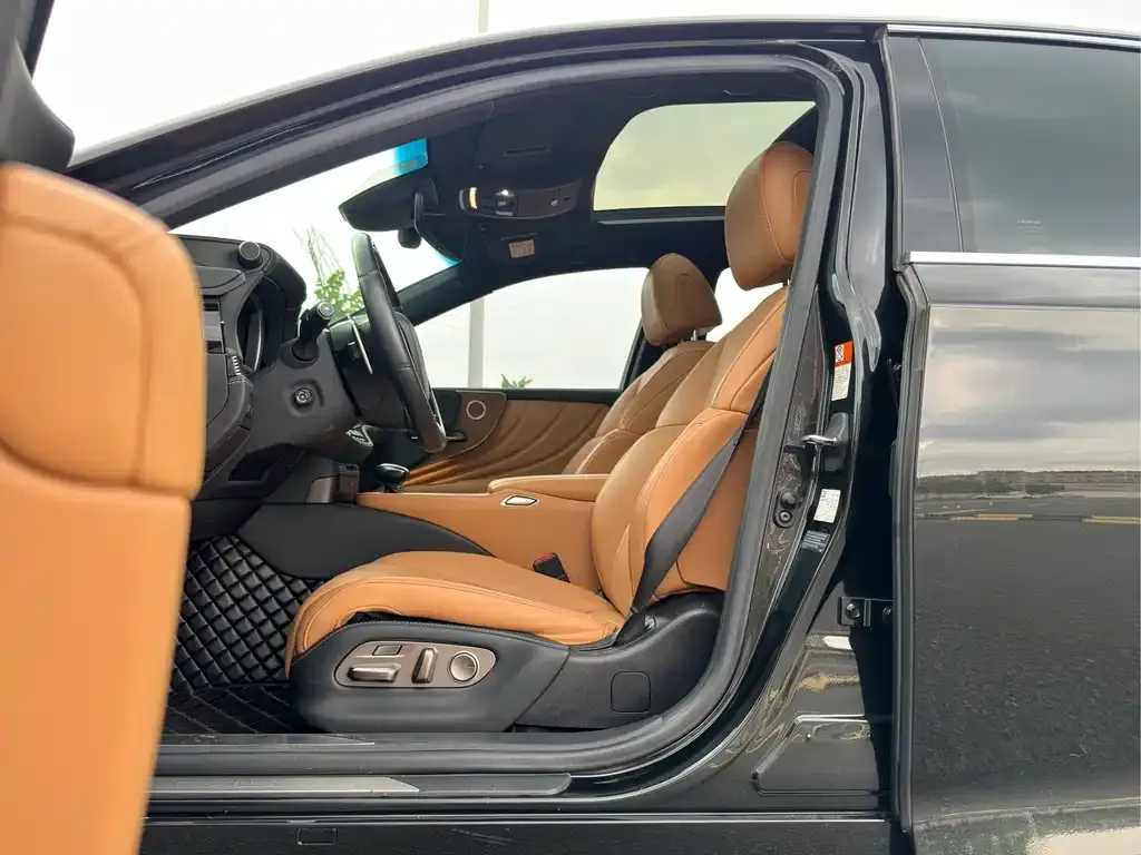 Lexus LS 2021 из CN, фото 3