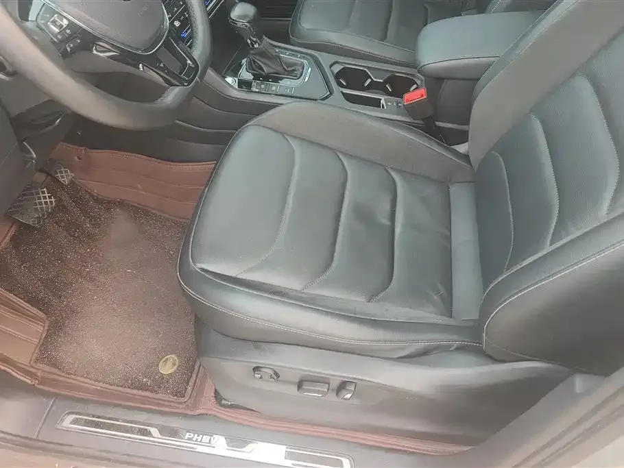 Volkswagen 途观L插电混动 2021 из CN, фото 3