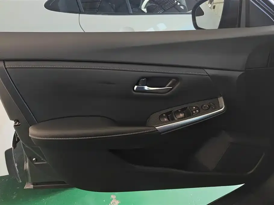 Nissan Sylphy 2023 из CN, фото 2